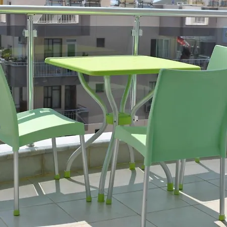 City Centre Toros Apartman *